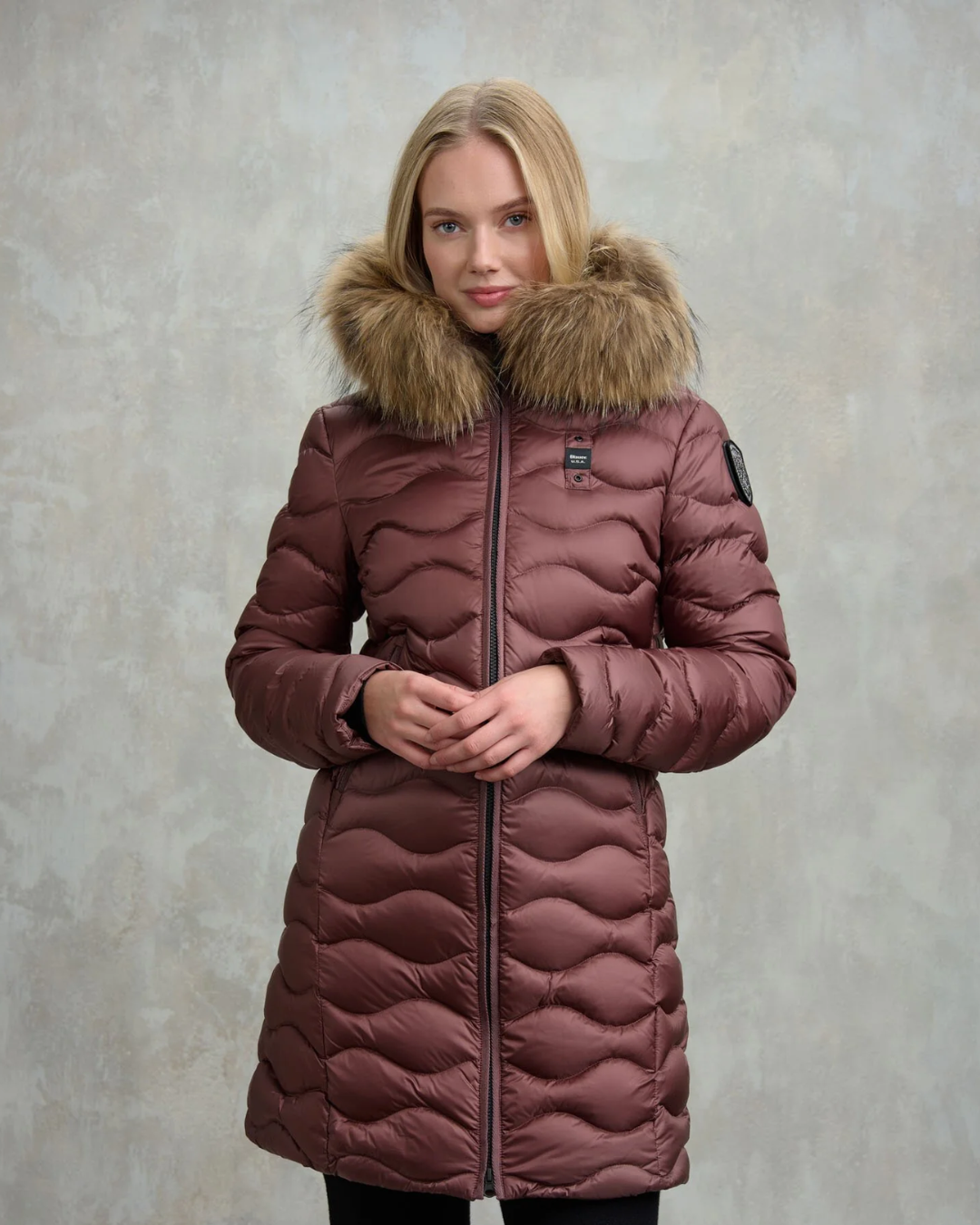 PIUMINO LUNGO AD ONDE CON PELLICCIA LYNEL|Colore:Bordeaux