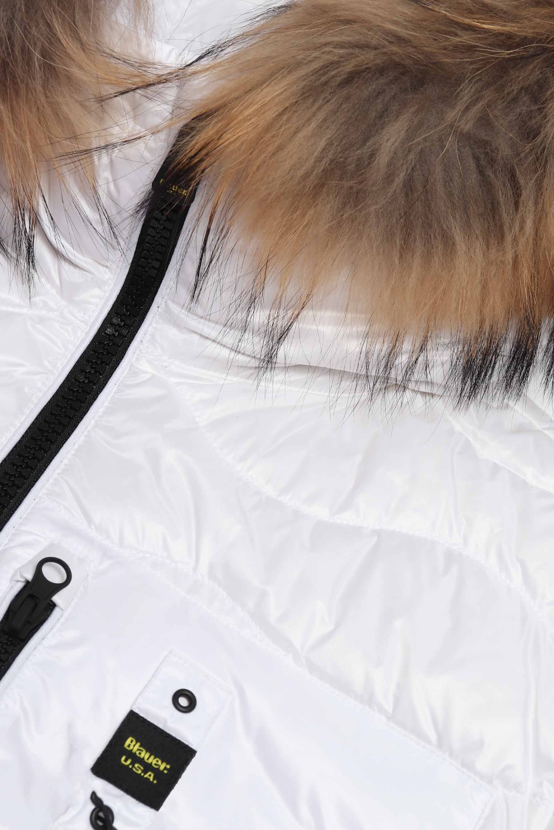 Blauer piumino ad onde con cappuccio Wavefur |Colore:Bianco