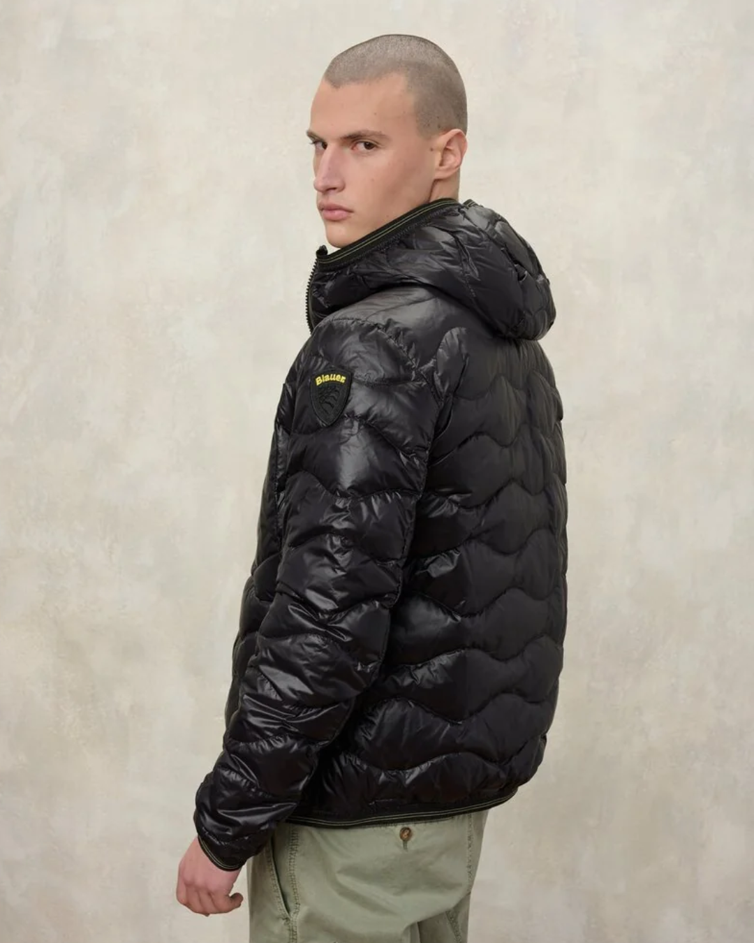 Piumino Con Cappuccio E Taschina Wave da Uomo|Colore:Nero